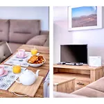 Bonitas Vistas - Balcony - By Lanzarote