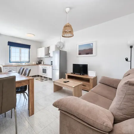 Bonitas Vistas - By Lanzarote * Playa Blanca (Lanzarote)