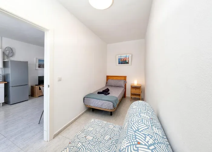 Bonitas Vistas - By Lanzarote * بلايا بلانكا